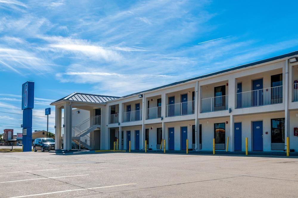 Motel 6 Denham Springs, La Exterior photo